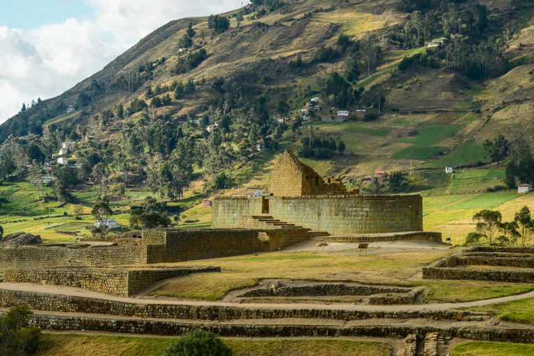 Complexe archéologique Inca-Cañari d'Ingapirca, près de Cañar, Équateur - Voyages dans le temps! Ingapirca - Cuenca - Une histoire de Vacances en famille avec Ecuador Experience